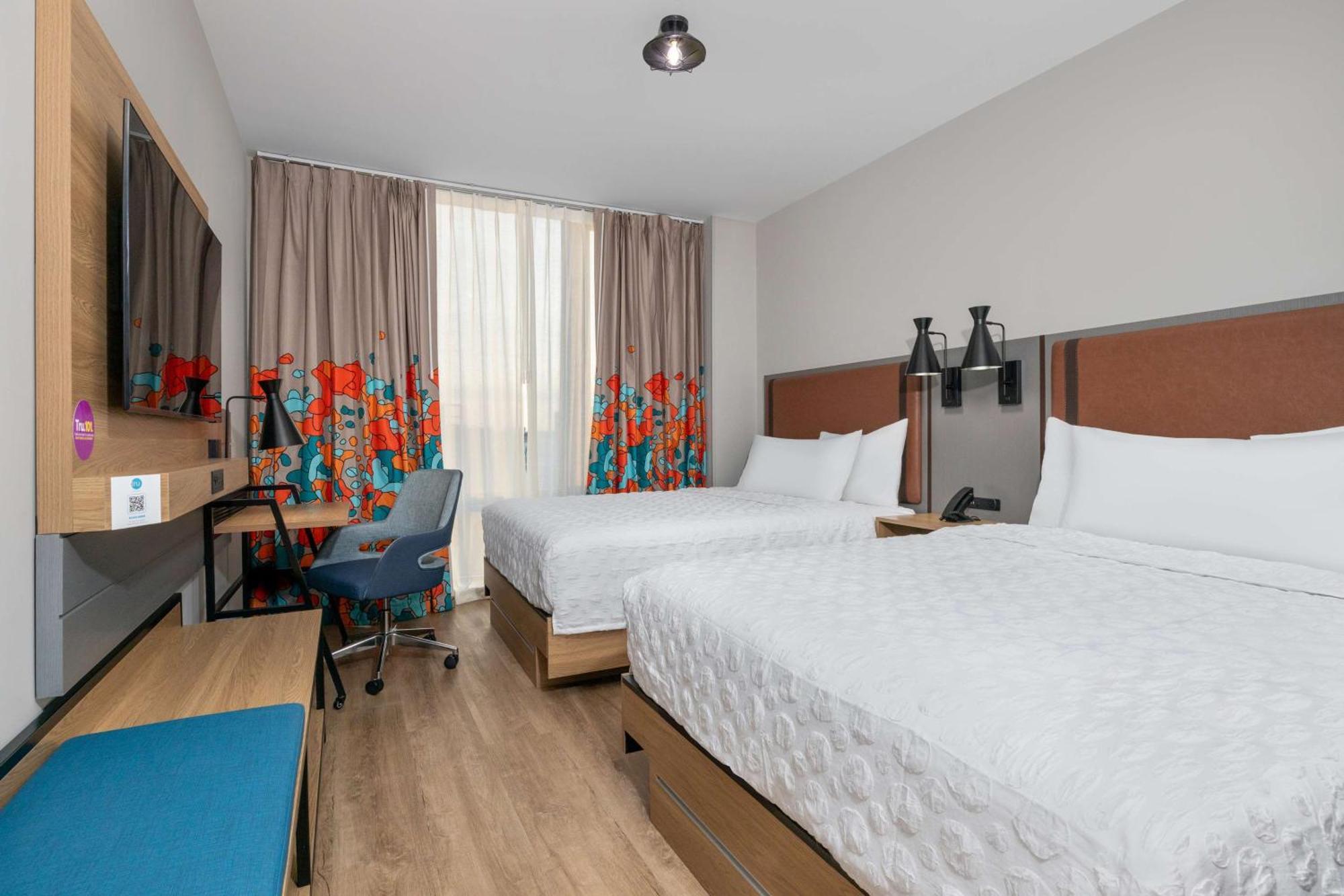 Tru By Hilton Brooklyn Hotel New York City Exterior photo