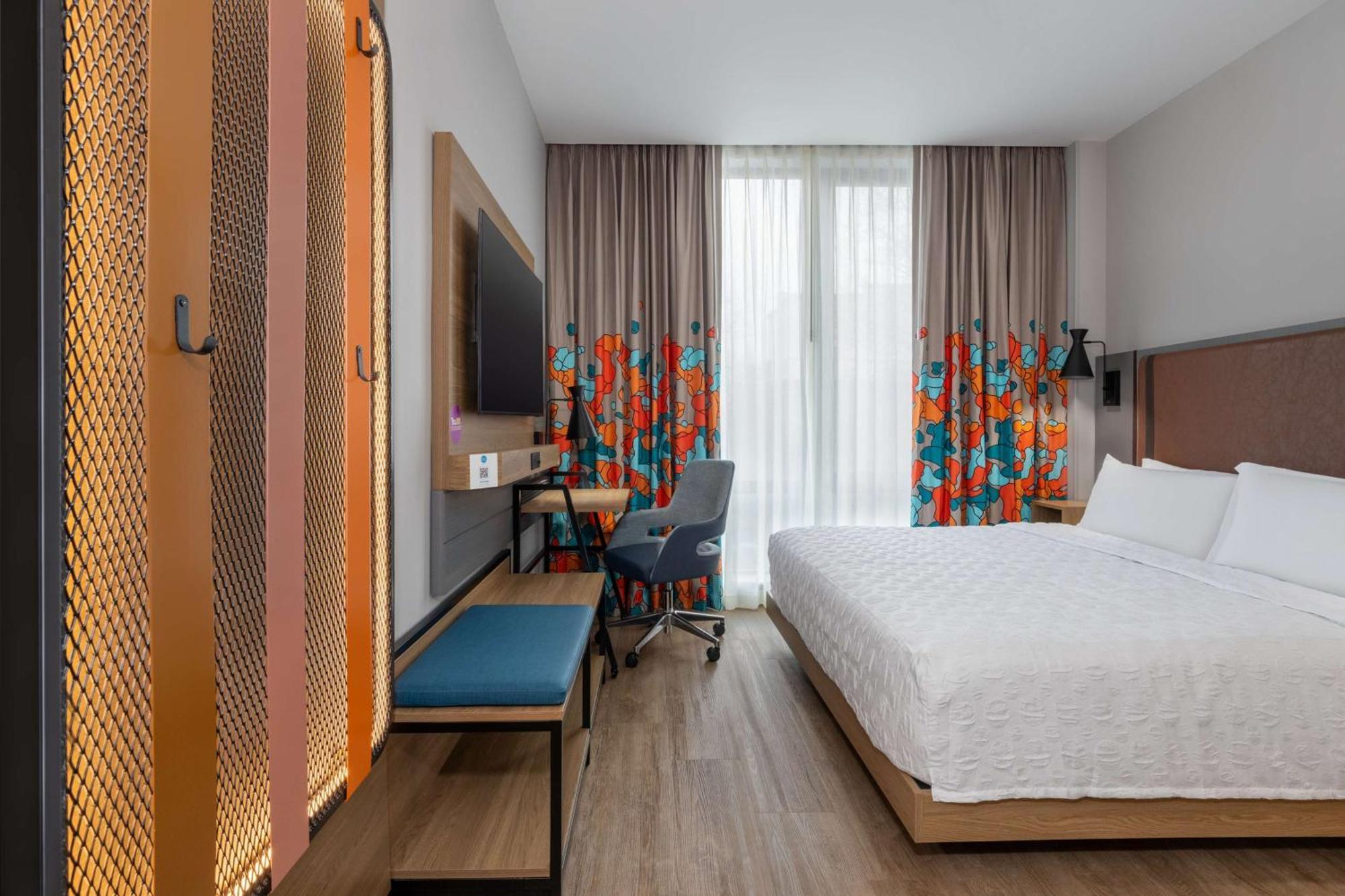 Tru By Hilton Brooklyn Hotel New York City Exterior photo